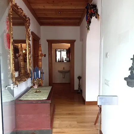 Nonna Tina Daire Venas